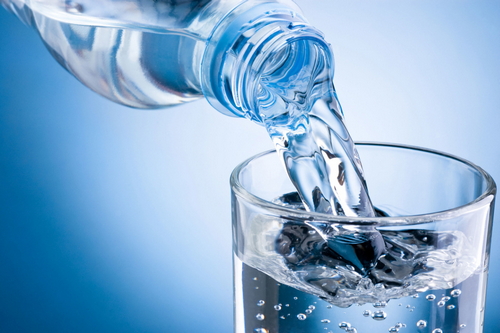 Самі видобуваємо - самі випиваємо: за підсумками аналізу ринку мінеральної води в Україні